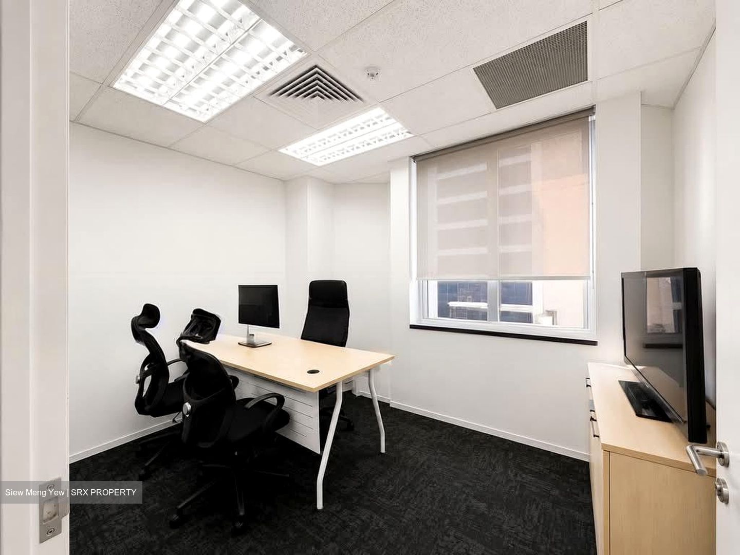 Bangkok Bank Building (D1), Office #590774341